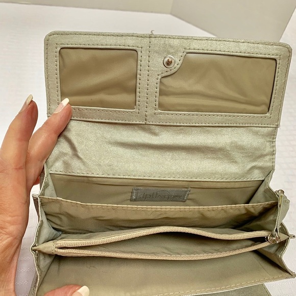 Kipling full size wallet - Picture 4 of 8